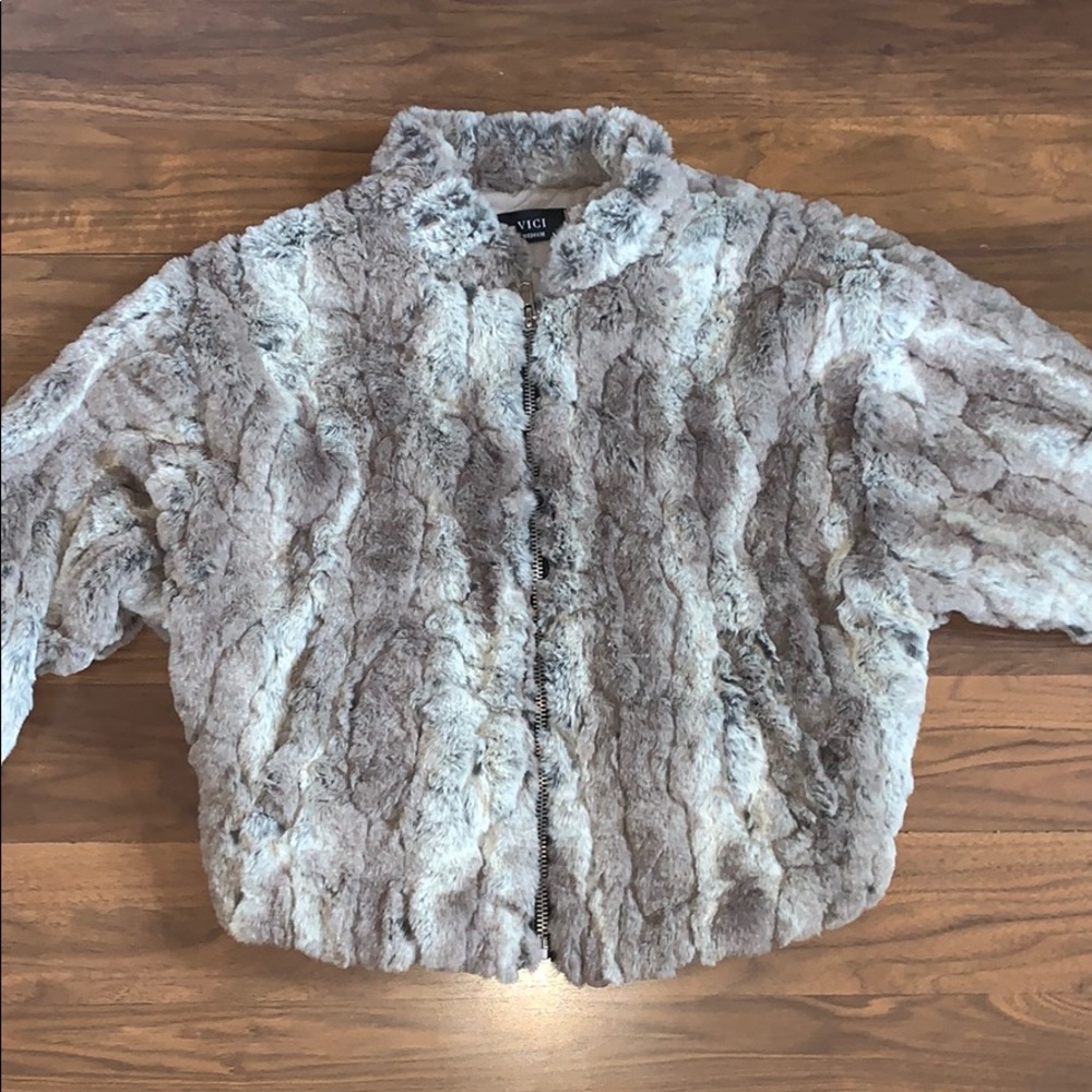 Vici jacket